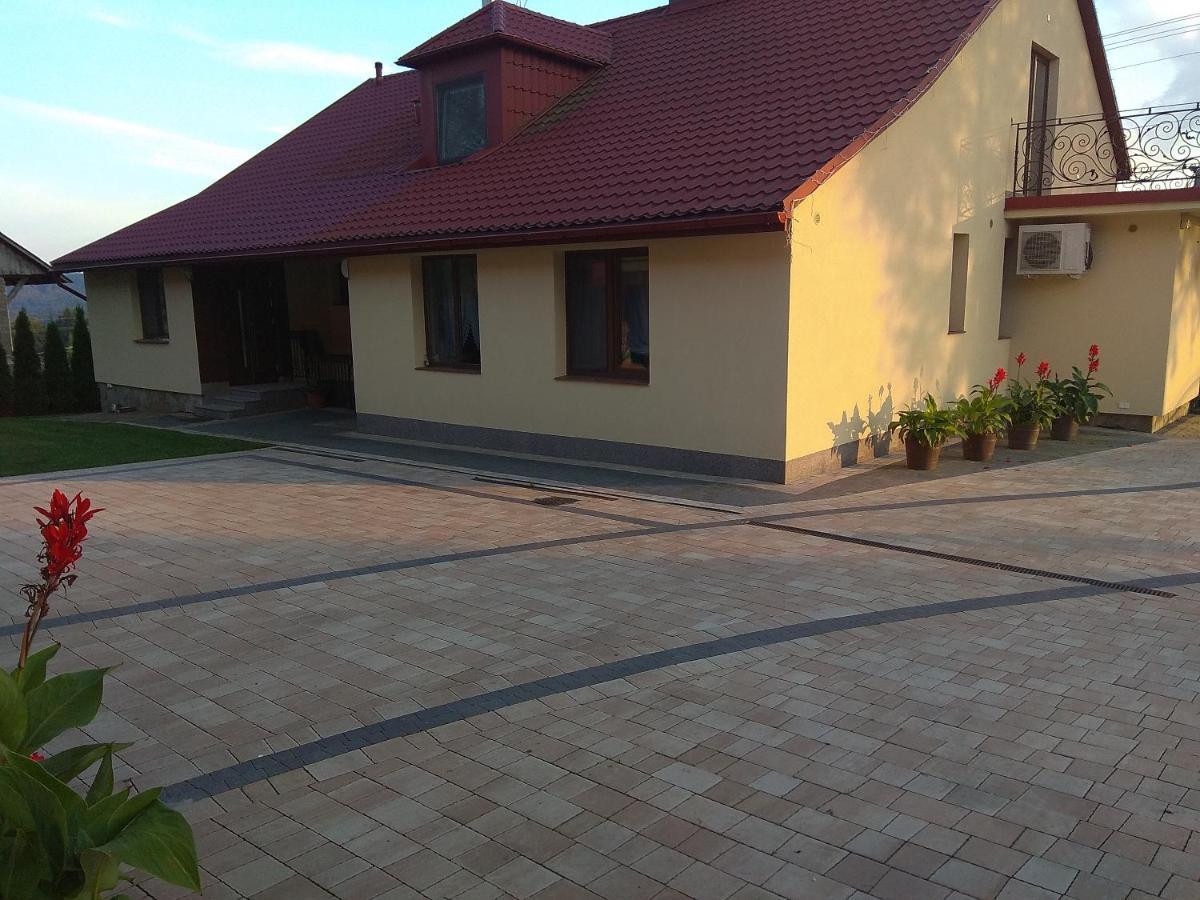 Apartamenty U Maksa Krzywcza 외부 사진